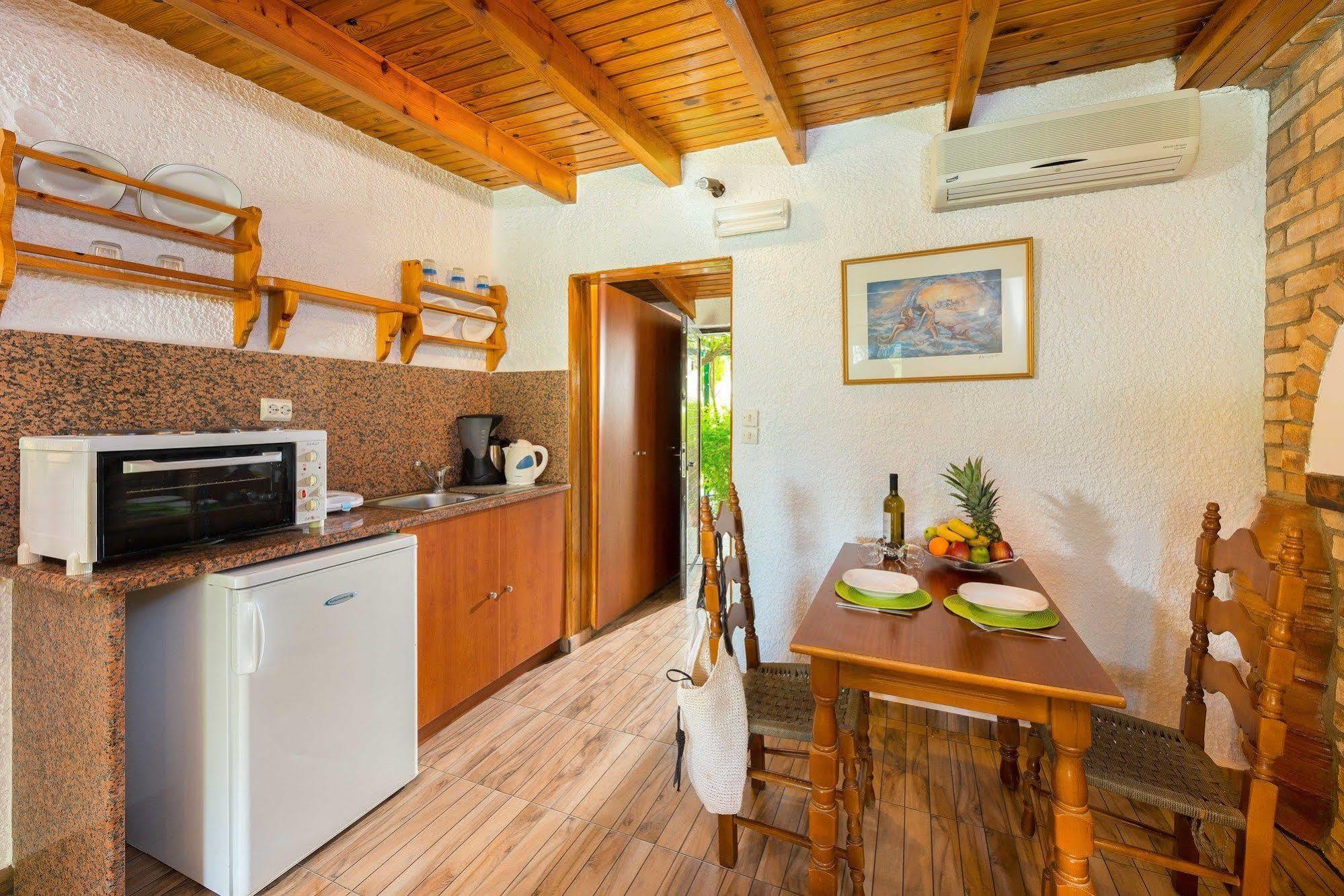 Elefteria Apts & Suites Kolymbia Luaran gambar